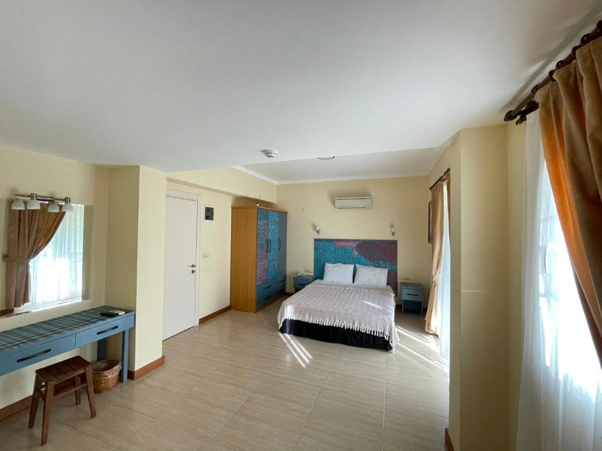 Hotel Dalos Göcek Buitenkant foto